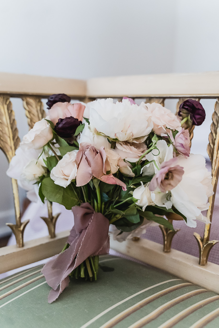 A classic black-tie summer Palestinian wedding in Detroit at the Colony Club by Kari Dawson, top-rated Detroit wedding photographer, and her team.