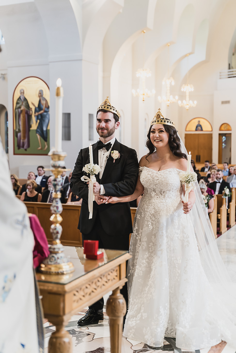 A classic black-tie summer Palestinian wedding in Detroit at the Colony Club by Kari Dawson, top-rated Detroit wedding photographer, and her team.