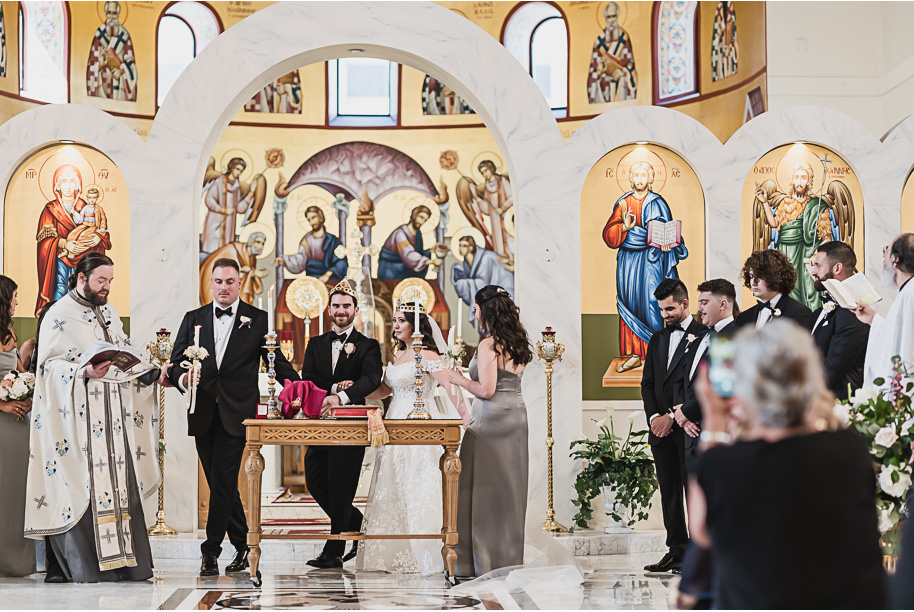 A classic black-tie summer Palestinian wedding in Detroit at the Colony Club by Kari Dawson, top-rated Detroit wedding photographer, and her team.