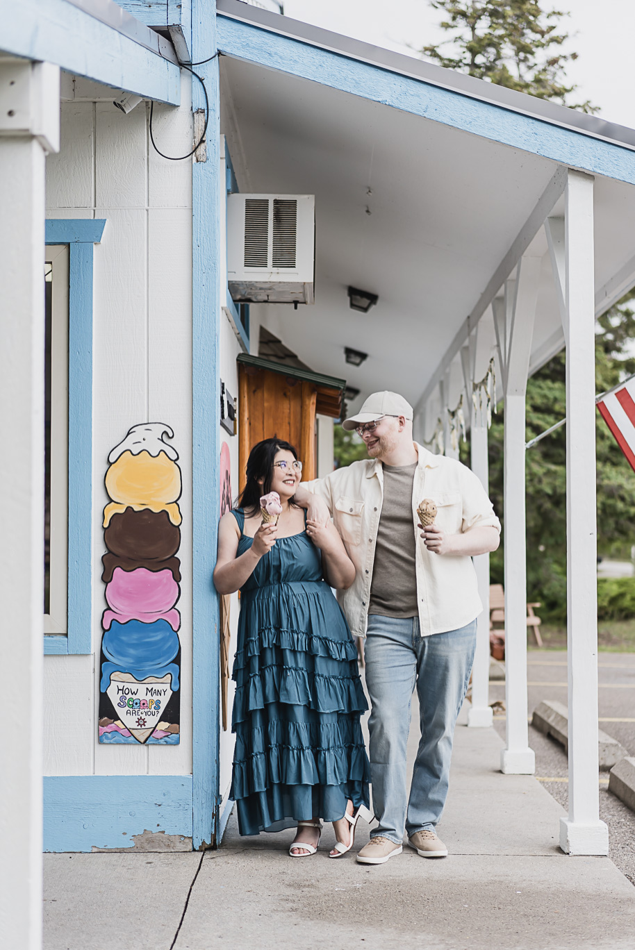 A northern Michigan engagement session on Lake Huron in Presque Isle by top-rated Norhtern Michigan wedding photographer, Kari Dawson.