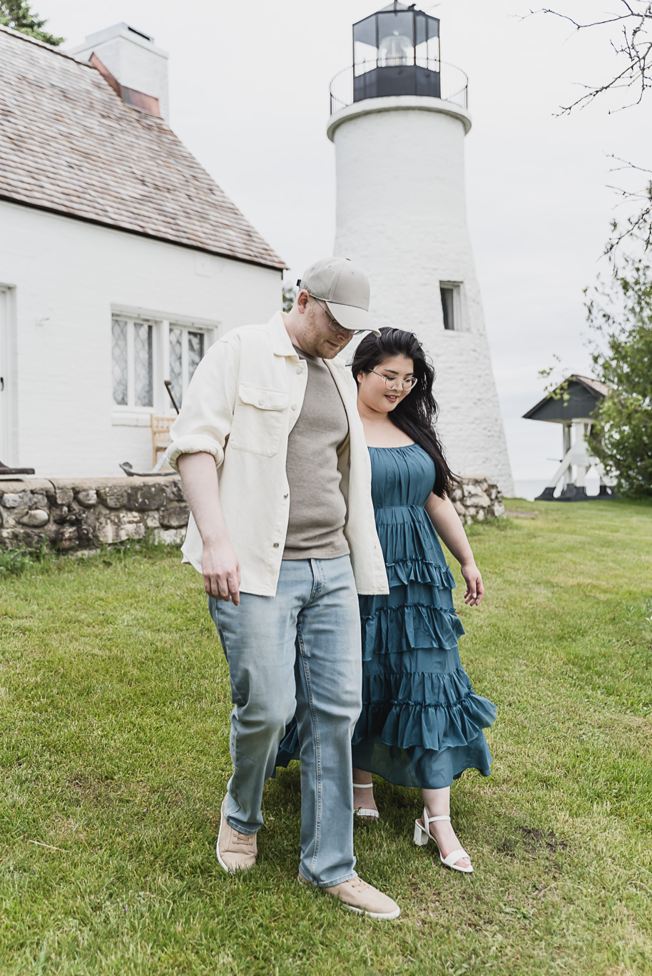 A northern Michigan engagement session on Lake Huron in Presque Isle by top-rated Norhtern Michigan wedding photographer, Kari Dawson.