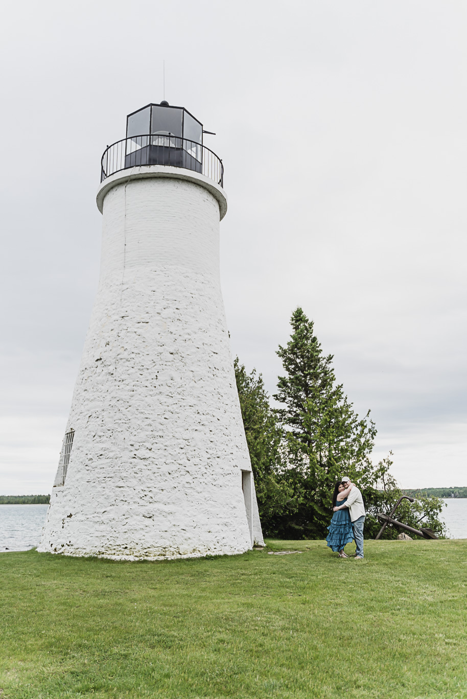 A northern Michigan engagement session on Lake Huron in Presque Isle by top-rated Norhtern Michigan wedding photographer, Kari Dawson.