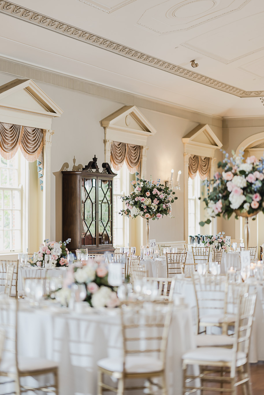 A Pakistani wedding at Lovett Hall in Dearborn, Michigan provided by Kari Dawson, top-rated Dearborn wedding photographer, and her team.