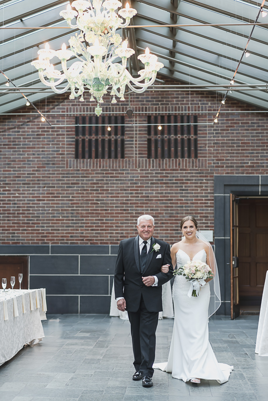 A romantic late summer intimate wedding at the Royal Park Hotel in Rochester, Michigan provided by top-rated Rochester wedding photograher Kari Dawson and her team.