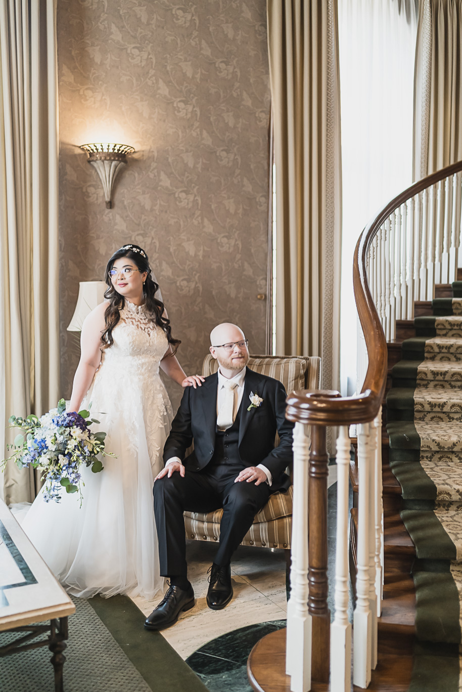 A classic navy and black summer San Marino Club wedding in Sterling Heights provided by top-rated Detroit wedding photographer Kari Dawson.