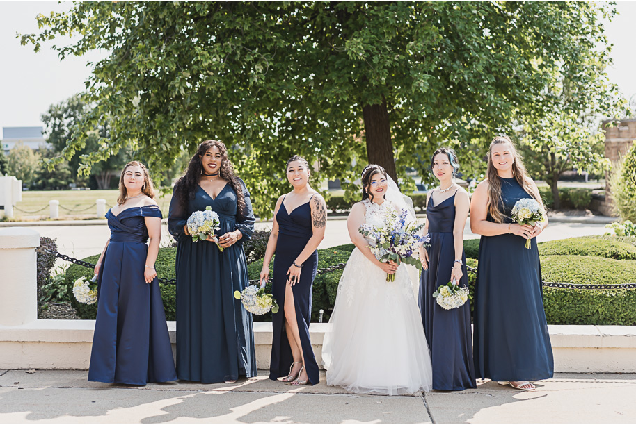 A classic navy and black summer San Marino Club wedding in Sterling Heights provided by top-rated Detroit wedding photographer Kari Dawson.