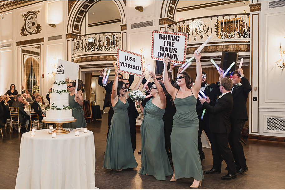 A romantic fall Colony Club wedding in Detroit, MI provided by Kari Dawson, top-rated Detroit wedding photographer and her team.