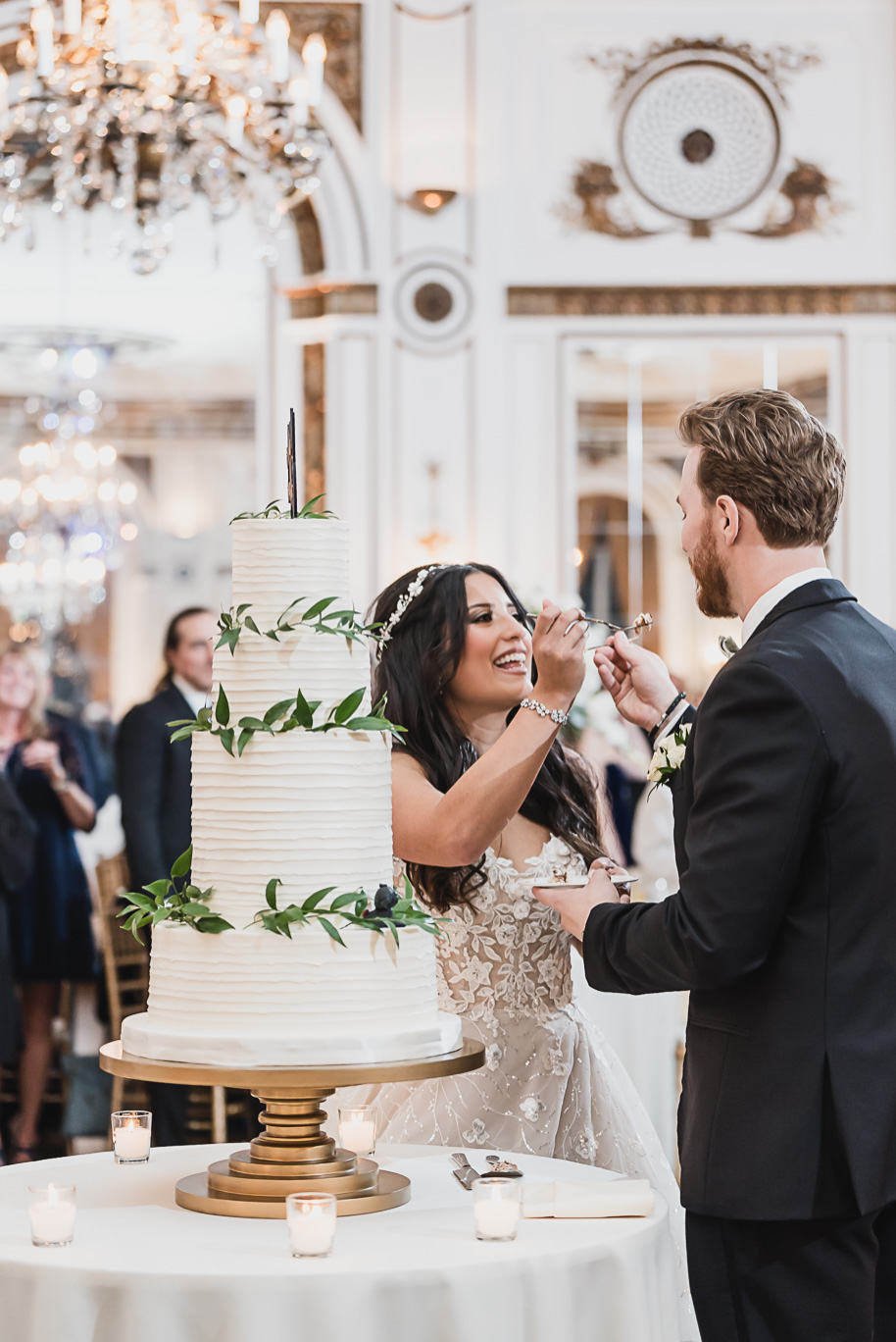 A romantic fall Colony Club wedding in Detroit, MI provided by Kari Dawson, top-rated Detroit wedding photographer and her team.