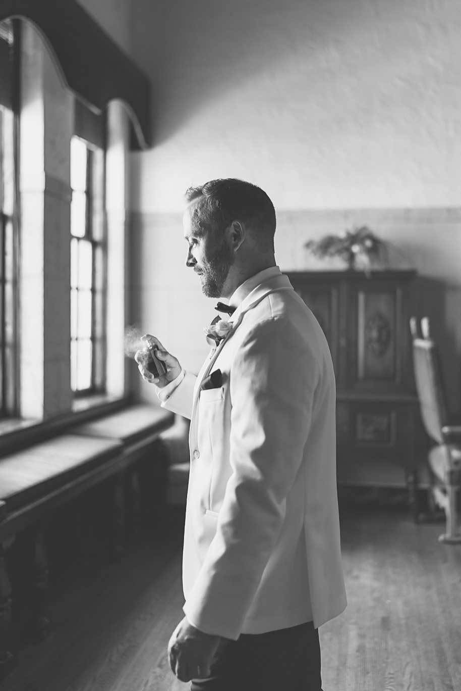 A classic black tie dusty blue and black Detroit Yacht Club wedding steeped in tradition, family heirlooms, hydrangaes, and happy tears by Kari Dawson, top rated Detroit wedding photographer, and her team. 