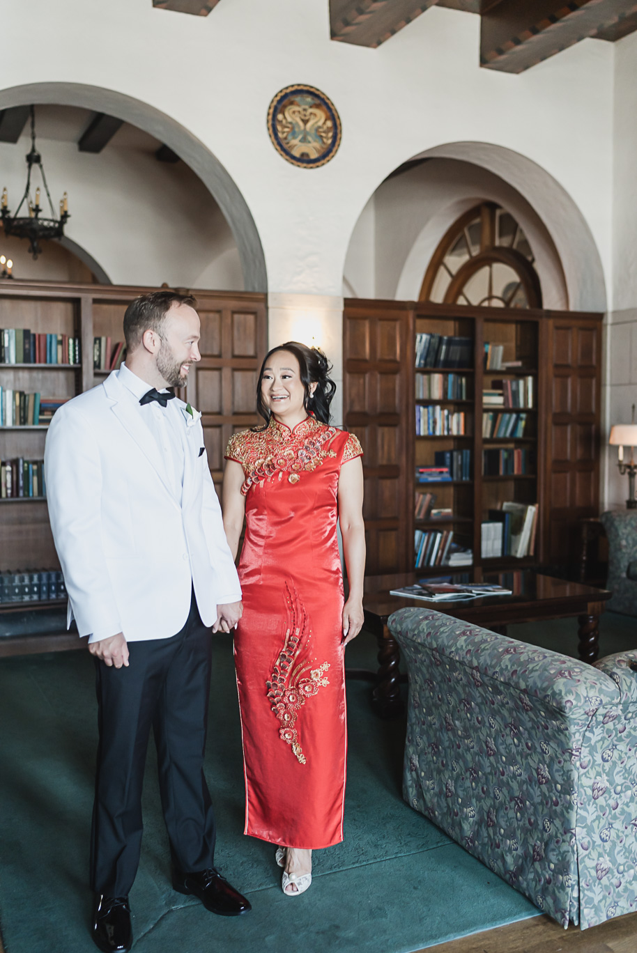 A classic black tie dusty blue and black Detroit Yacht Club wedding steeped in tradition, family heirlooms, hydrangaes, and happy tears by Kari Dawson, top rated Detroit wedding photographer, and her team. 