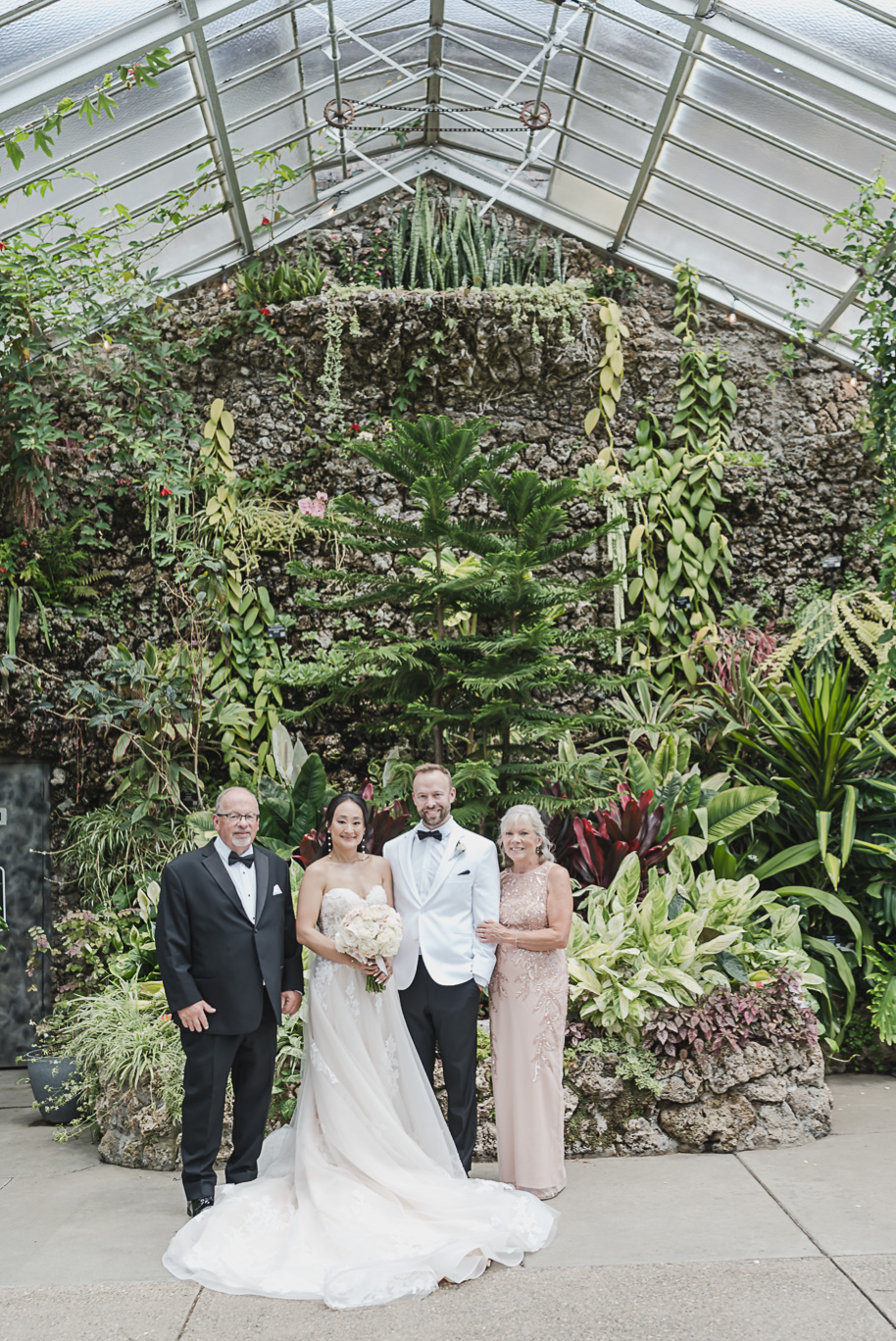 A classic black tie dusty blue and black Detroit Yacht Club wedding steeped in tradition, family heirlooms, hydrangaes, and happy tears by Kari Dawson, top rated Detroit wedding photographer, and her team. 