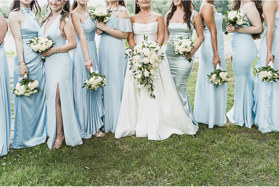 A romantic and elegant Petruzzello wedding in Rochester, Michigan provided by Kari Dawson, top-rated Rochester wedding photographer, and her team. 