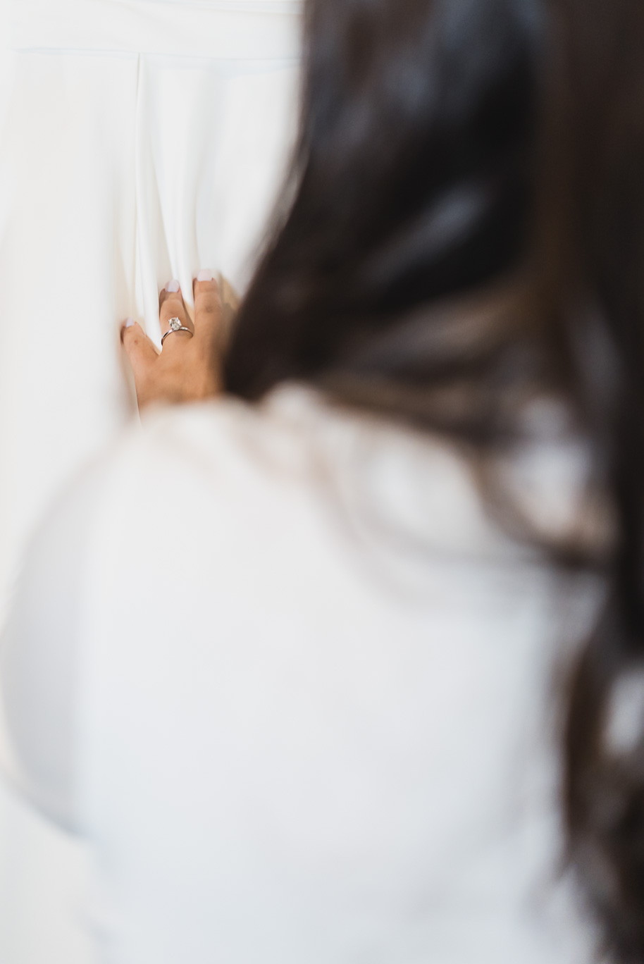 A jewish Bay Pointe Golf Club wedding on Middle Straights Lake provided by top-rated Detroit wedding photographer Kari Dawson + Co.