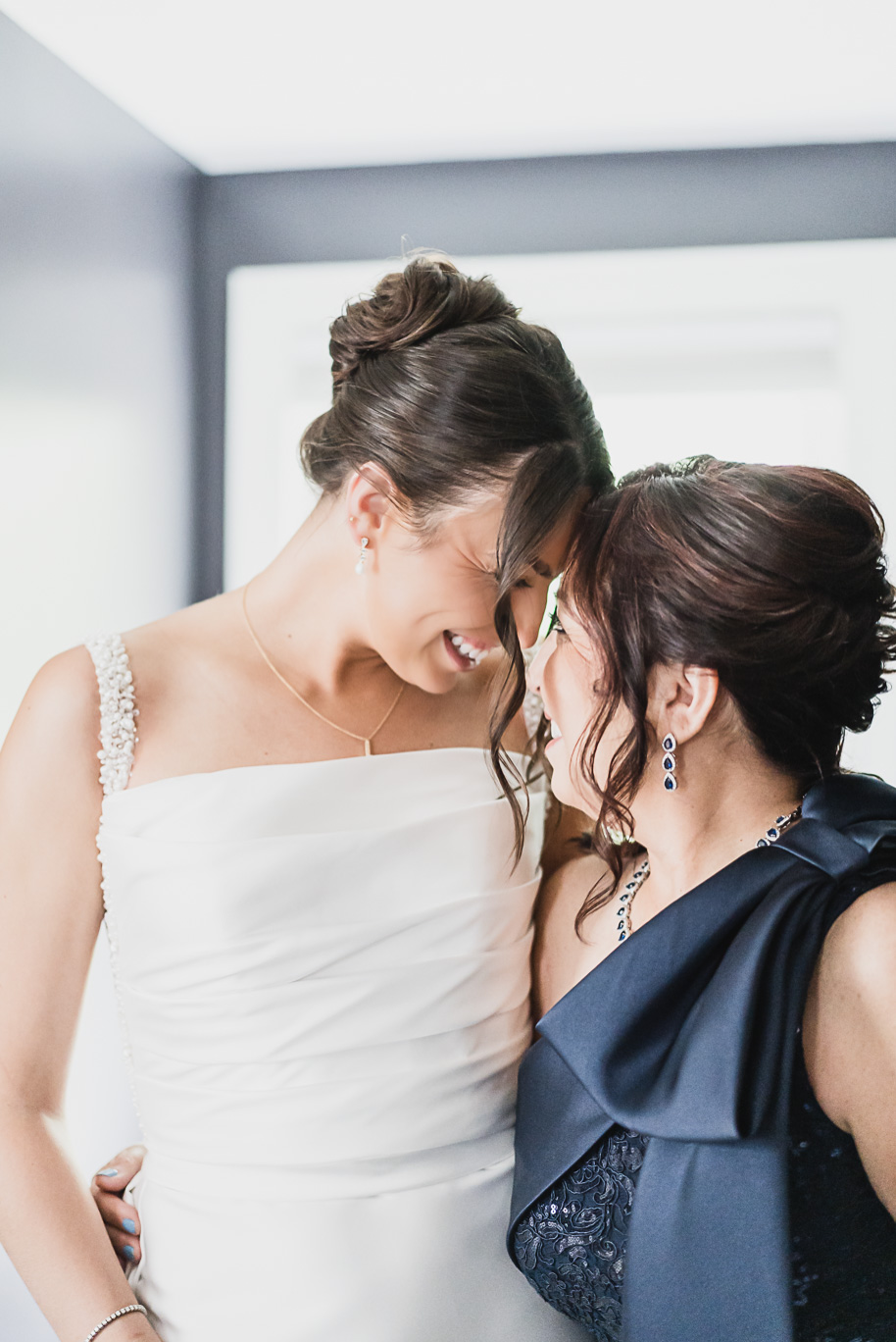 A romantic black and champagne black tie fall Macedonian Lovett Hall wedding documented by Kari Dawson and Co 