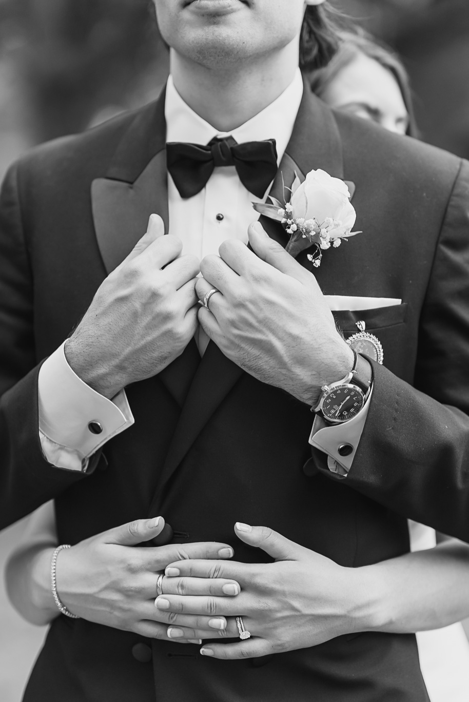 A romantic black and champagne black tie fall Macedonian Lovett Hall wedding documented by Kari Dawson and Co 